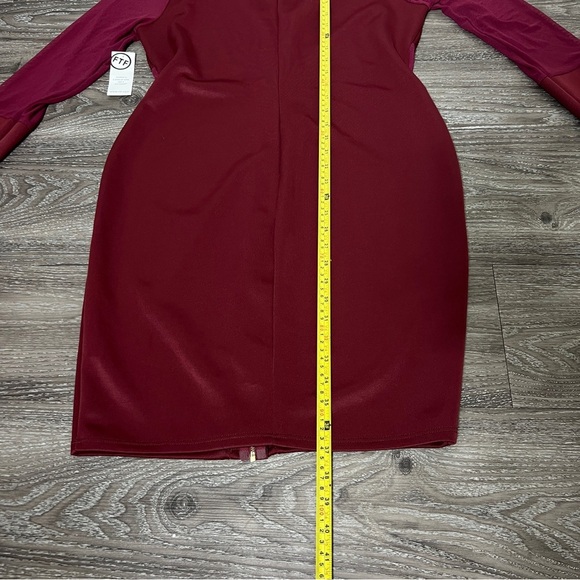 Fashion To Figure Elegant Burgundy Dress with Gold Zipper Size 0 - Picture 6 of 7